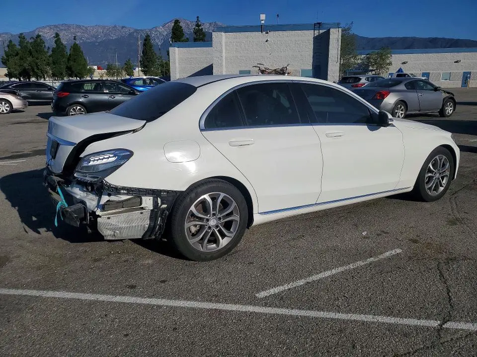 2016 MERCEDES-BENZ C 300  