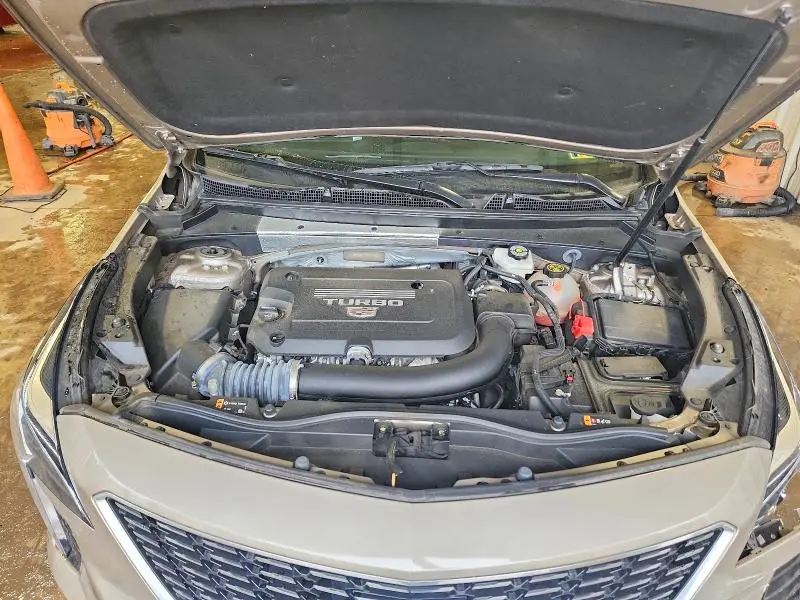 2022 CADILLAC XT4 PREMIUM LUXURY  