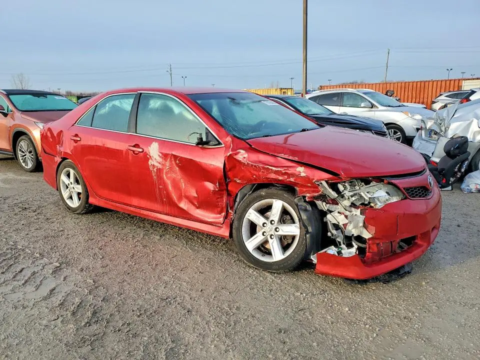 2014 TOYOTA CAMRY L  