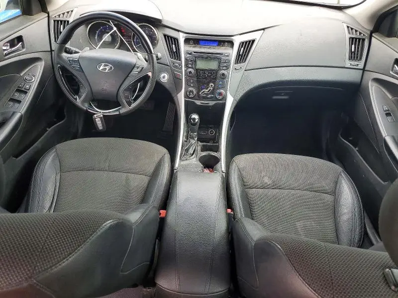 2013 HYUNDAI SONATA SE  