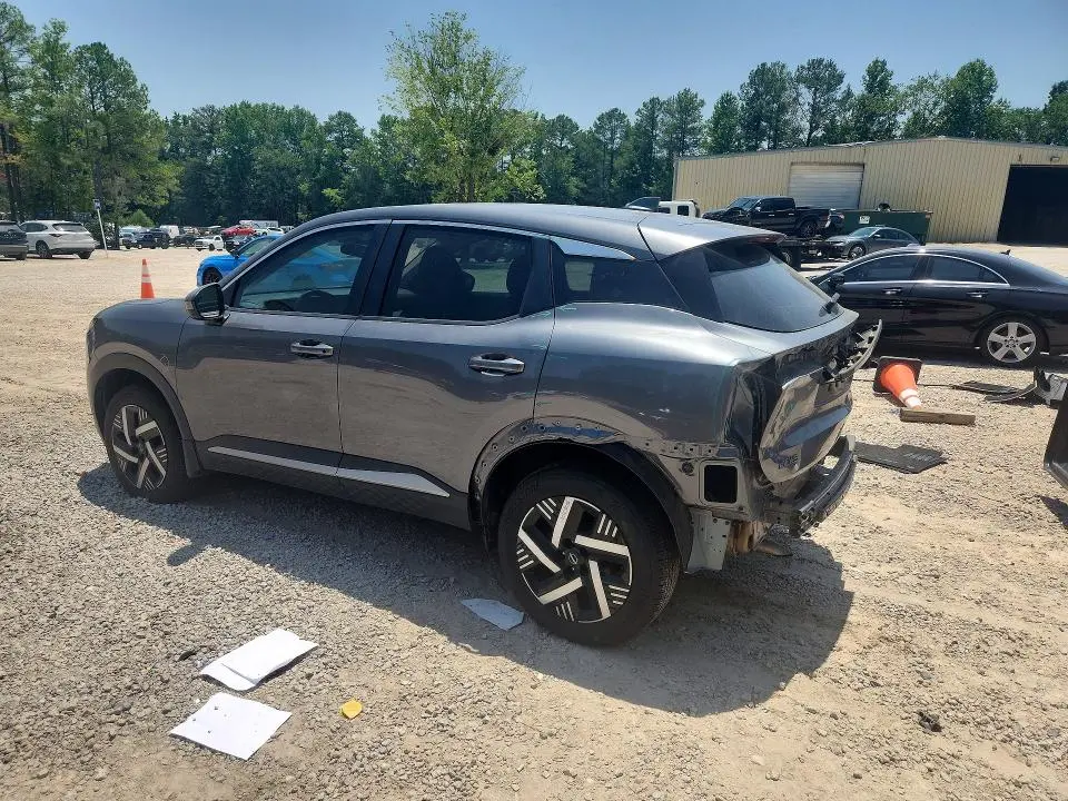 2025 NISSAN KICKS   