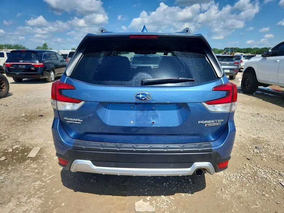 2022 SUBARU FORESTER TOURING  