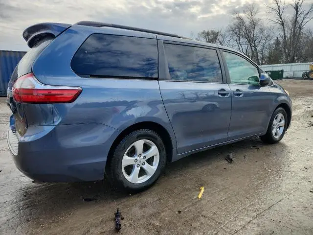 2015 TOYOTA SIENNA LE  