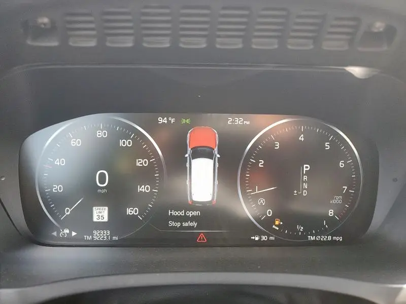 2016 VOLVO XC90 T6  