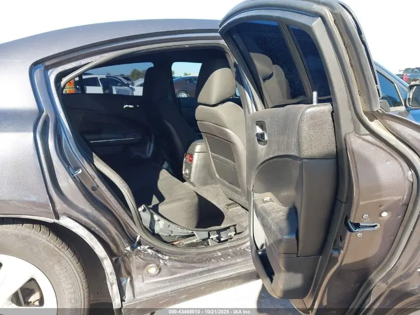 2014 DODGE CHARGER SE