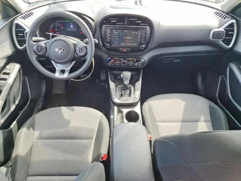 2021 KIA SOUL LX  