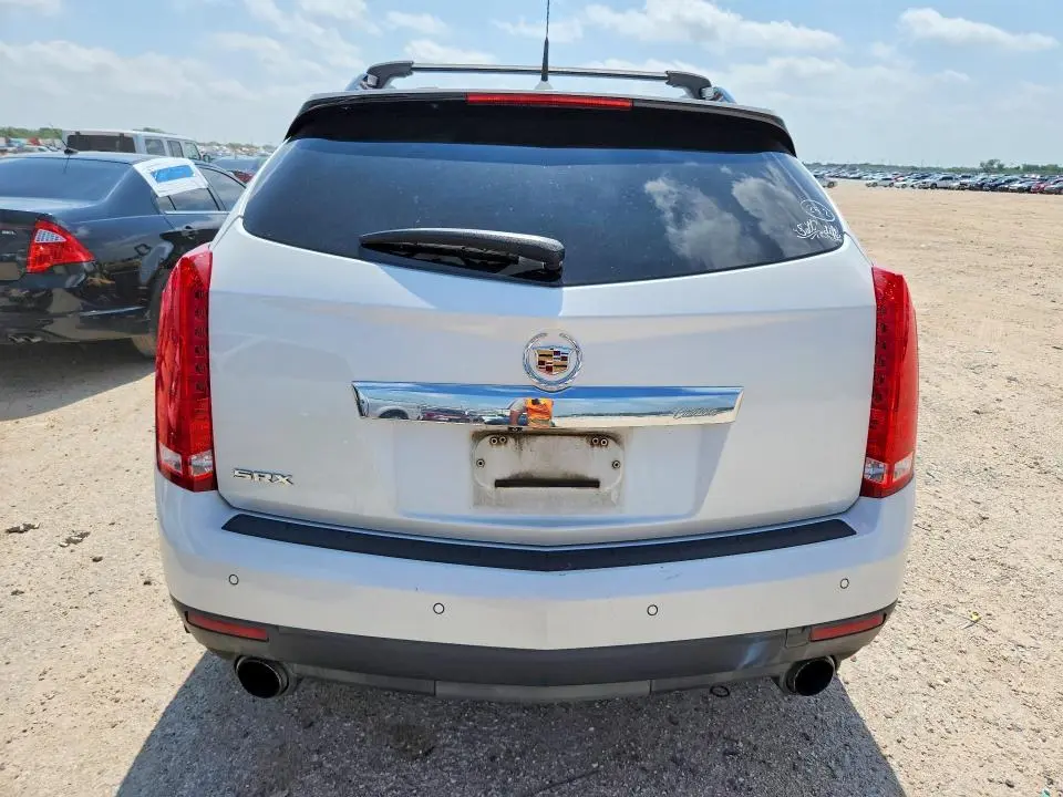 2010 CADILLAC SRX PERFORMANCE COLLECTION  