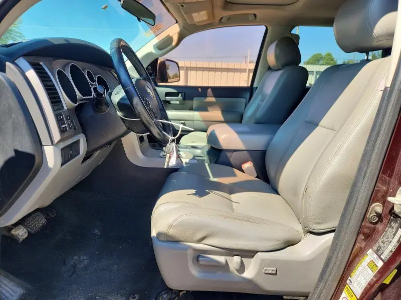 2012 TOYOTA SEQUOIA SR5  
