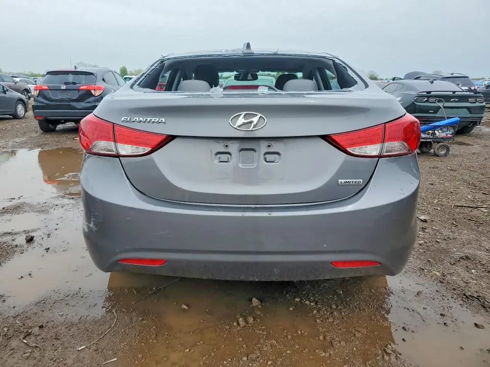2013 HYUNDAI ELANTRA LIMITED  