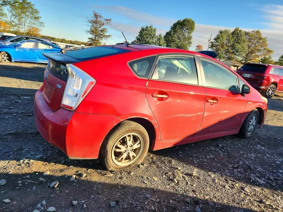 2011 TOYOTA PRIUS TWO  