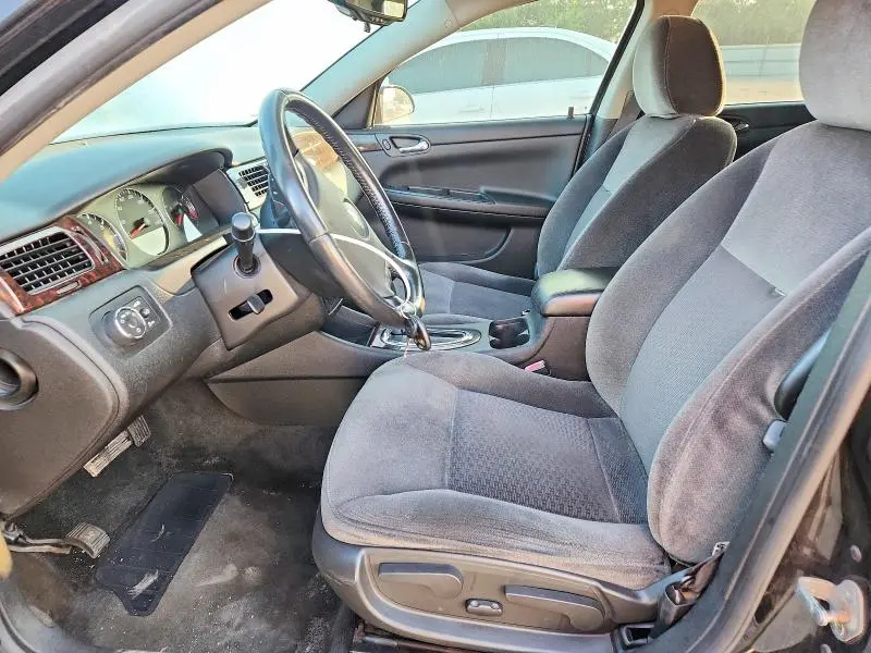 2013 CHEVROLET IMPALA LT  