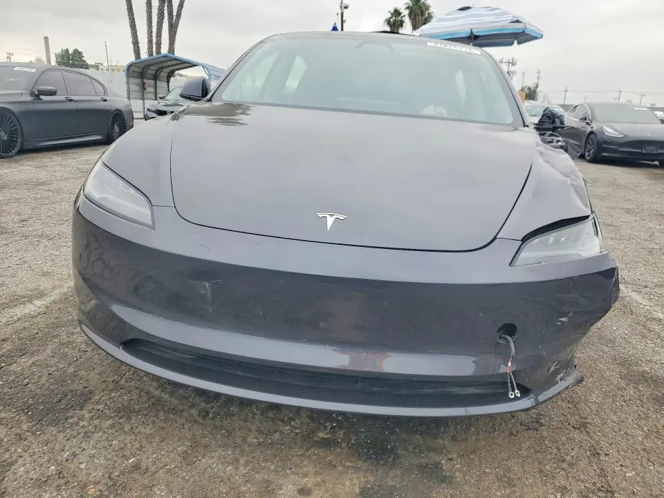 2025 TESLA MODEL 3   