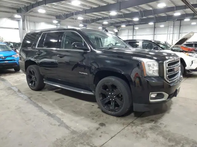 2017 GMC YUKON SLE  