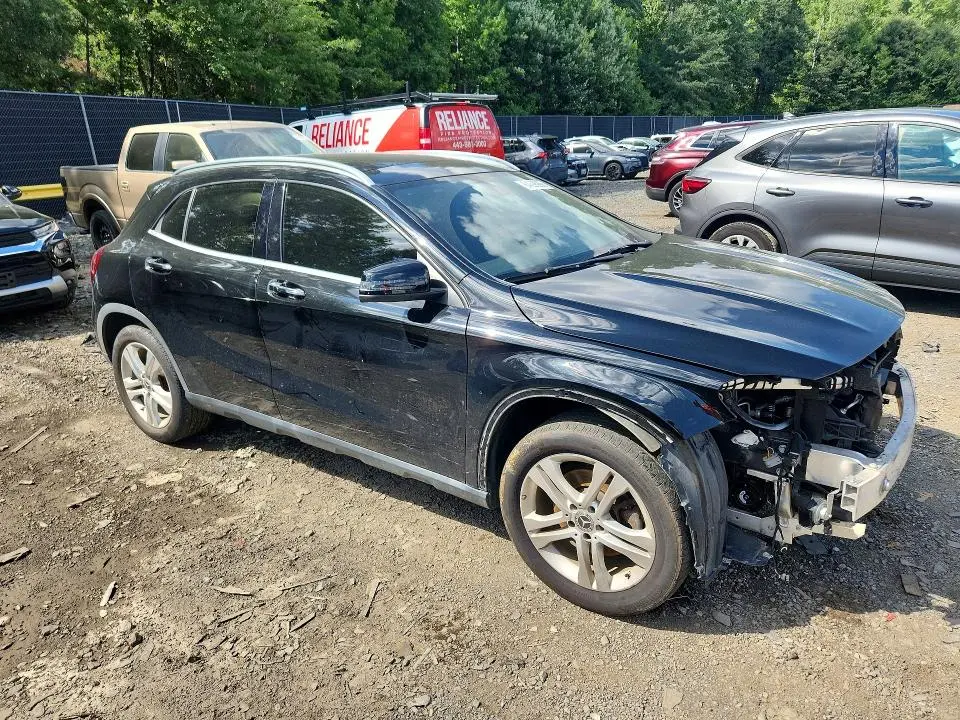 2020 MERCEDES-BENZ GLA 250 4MATIC  