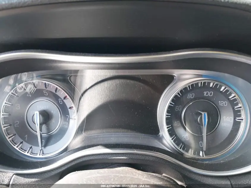 2019 CHRYSLER 300 LIMITED
