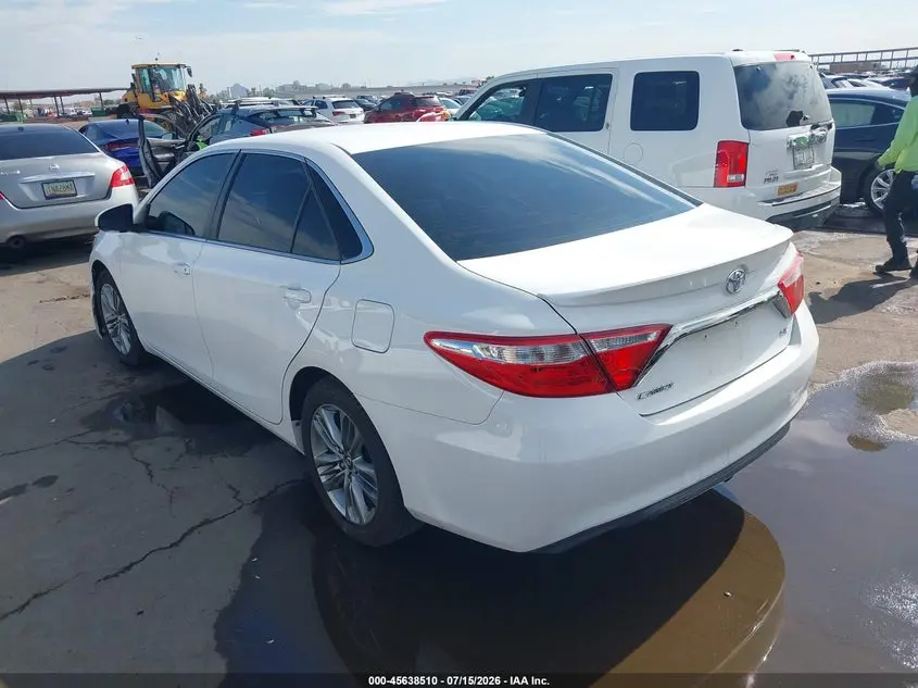 2017 TOYOTA CAMRY SE