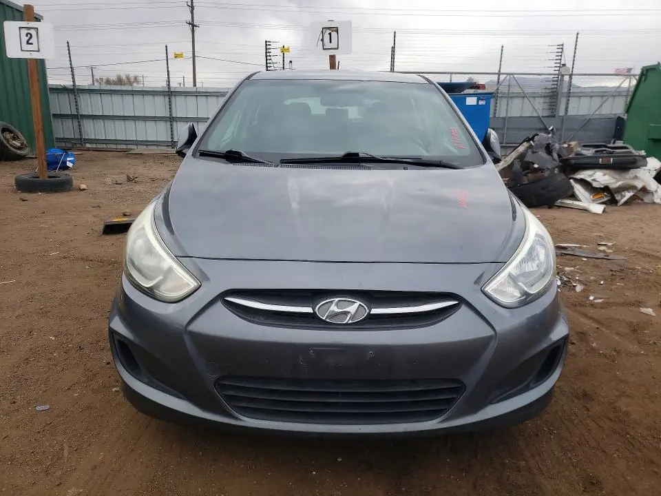 2015 HYUNDAI ACCENT GS  