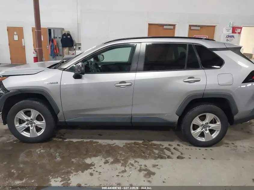 2020 TOYOTA RAV4 HYBRID LE