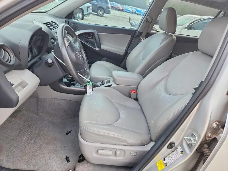 2012 TOYOTA RAV4 LIMITED  