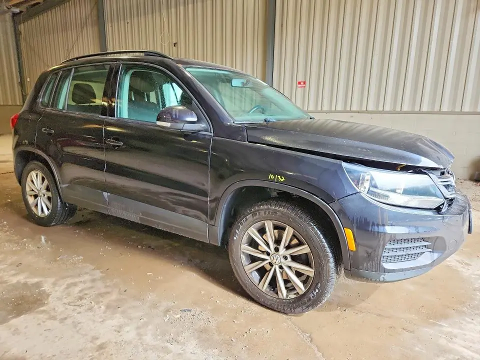 2017 VOLKSWAGEN TIGUAN S  
