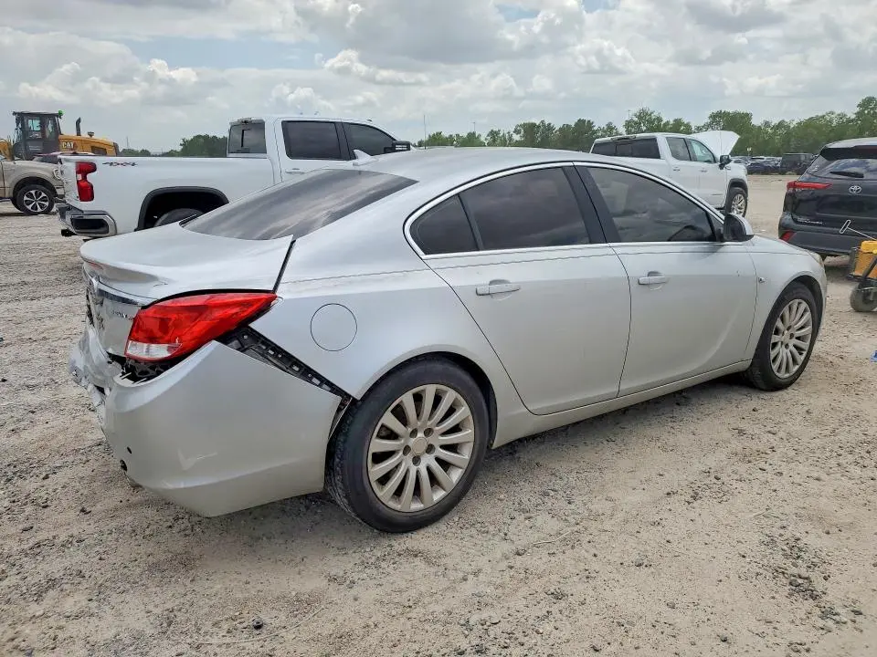 2011 BUICK REGAL CXL  