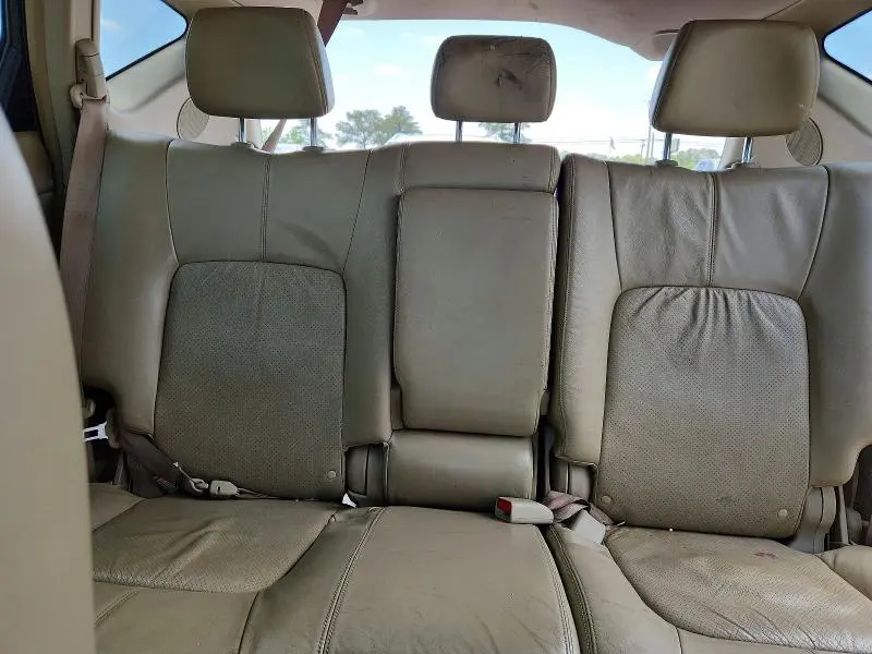 2010 NISSAN MURANO S  