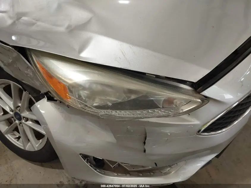 2015 FORD FOCUS SE