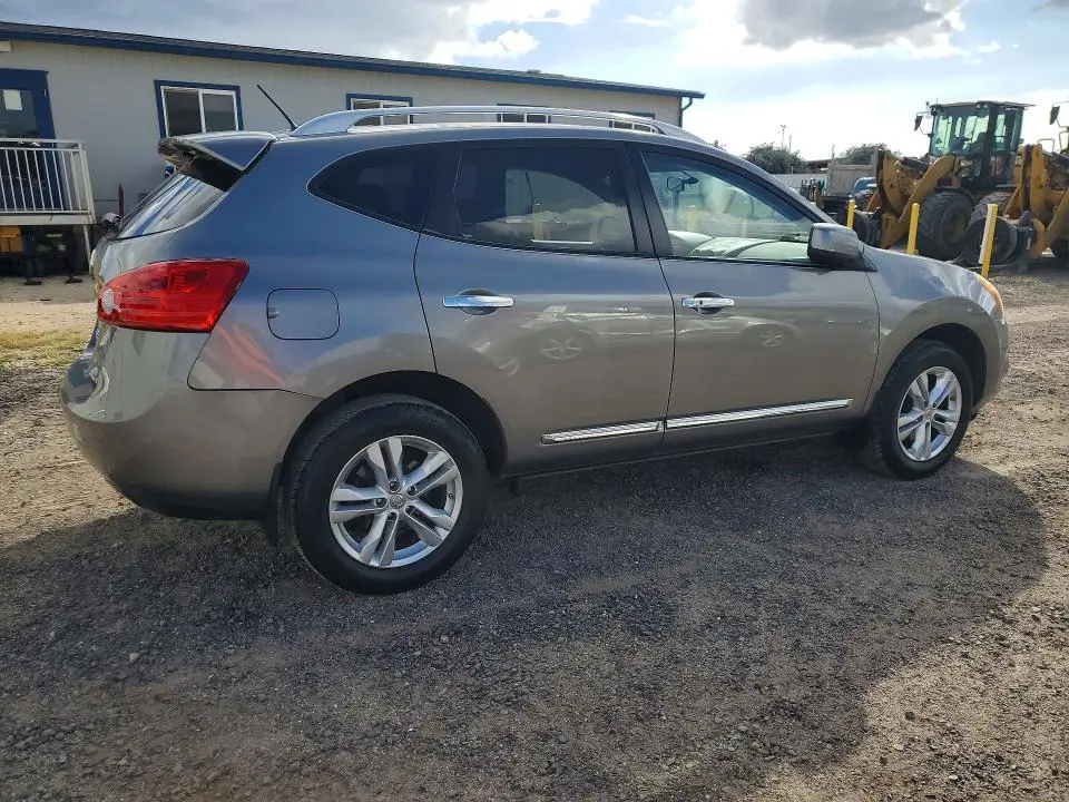 2012 NISSAN ROGUE S  