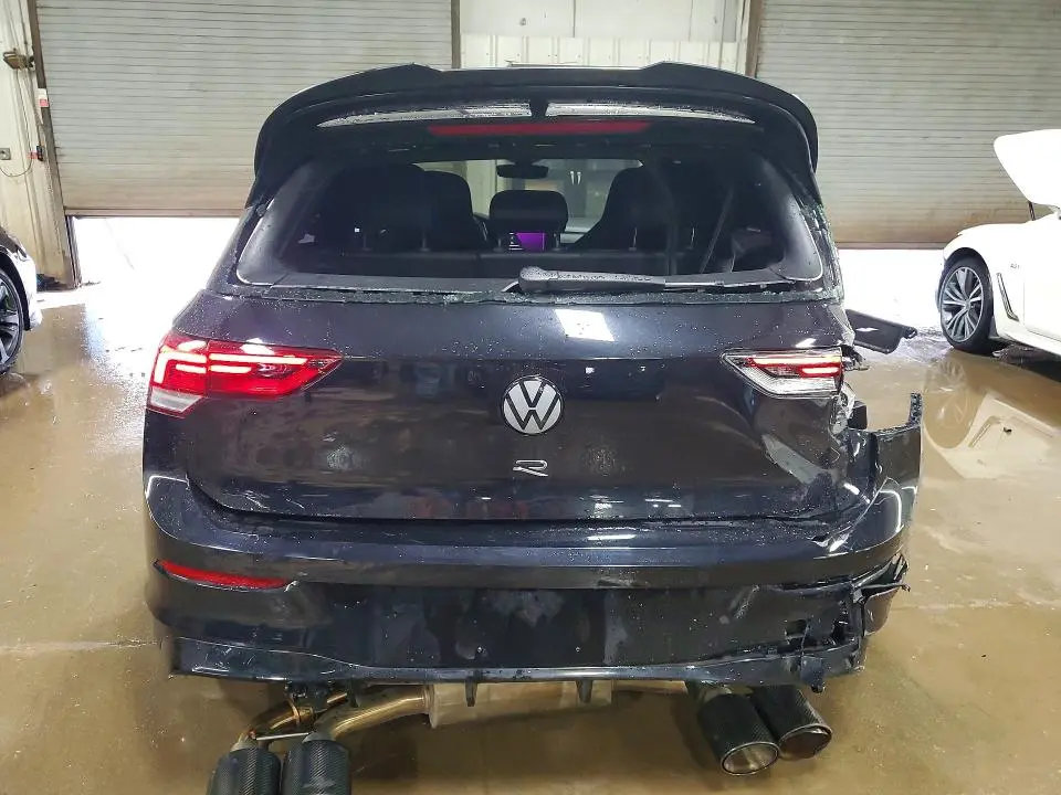 2024 VOLKSWAGEN GOLF R   