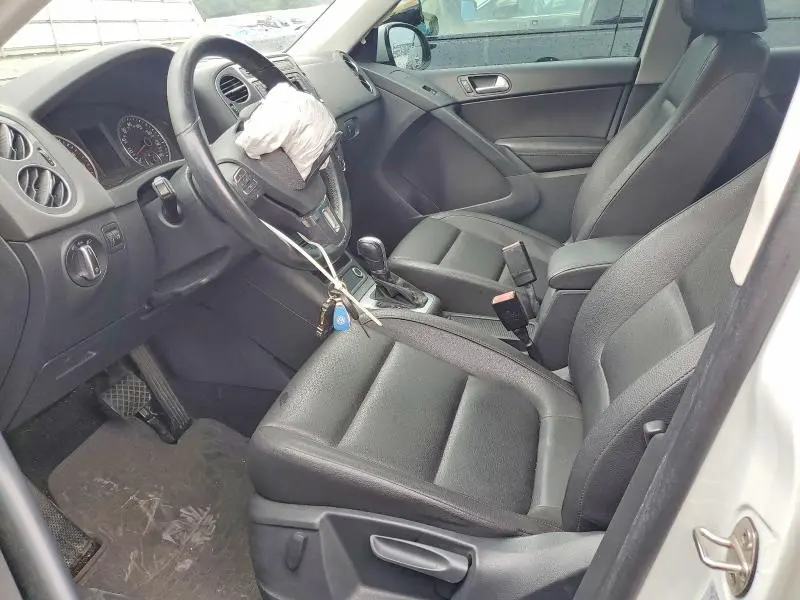 2017 VOLKSWAGEN TIGUAN S  