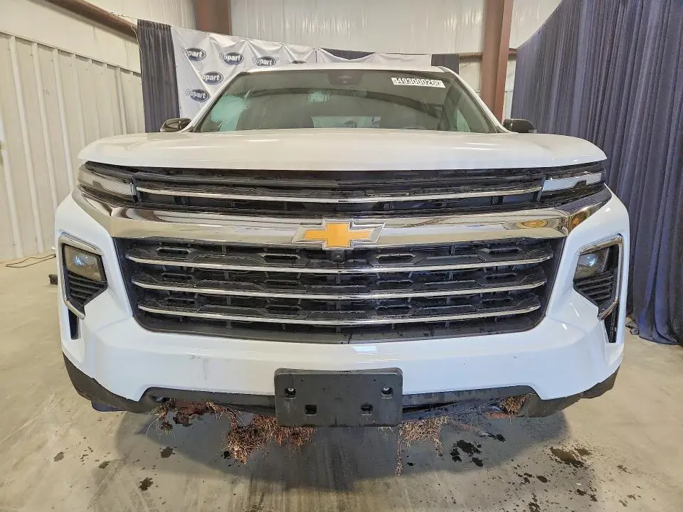 2024 CHEVROLET TRAVERSE LT  