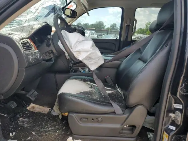 2011 CHEVROLET SUBURBAN K1500 LTZ  