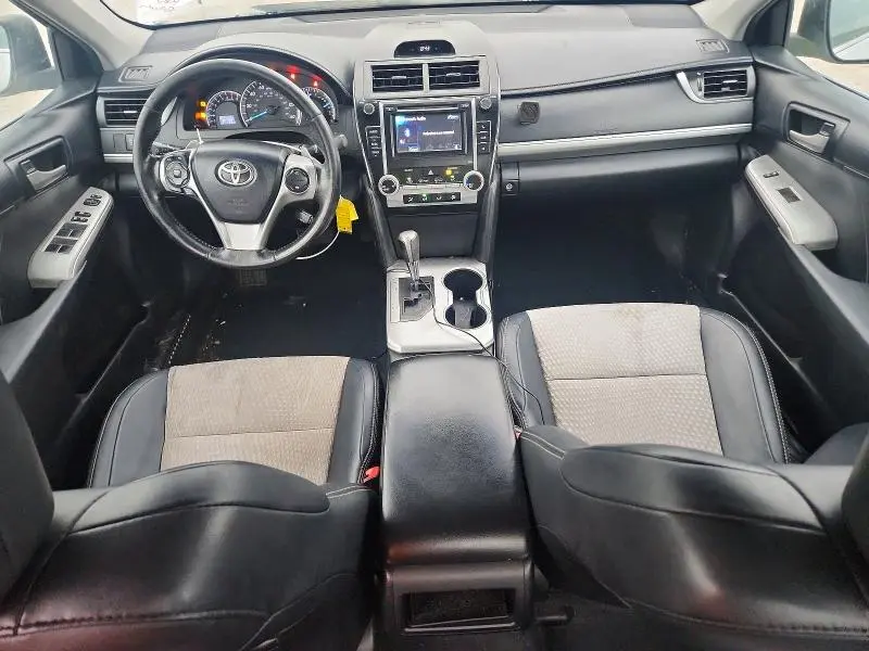 2013 TOYOTA CAMRY SE  