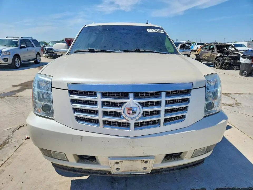 2010 CADILLAC ESCALADE ESV PREMIUM  