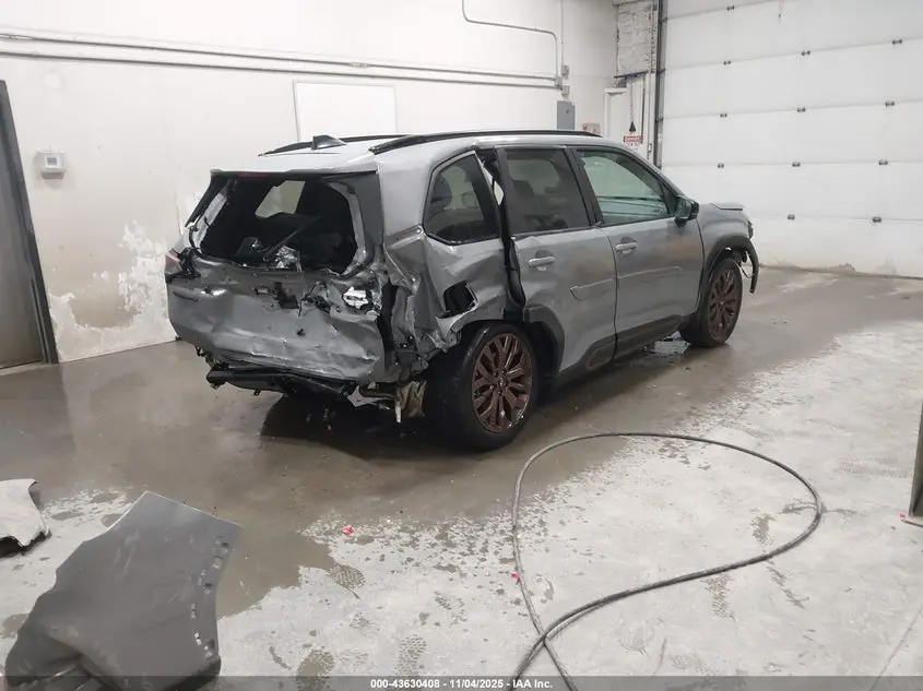 2025 SUBARU FORESTER SPORT