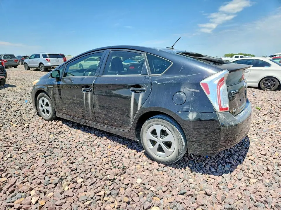 2013 TOYOTA PRIUS THREE  