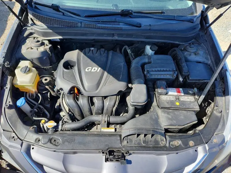2011 HYUNDAI SONATA GLS  