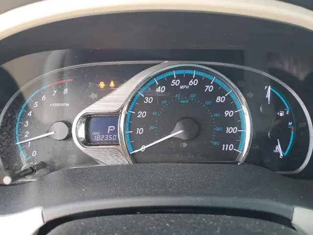 2012 TOYOTA SIENNA XLE  
