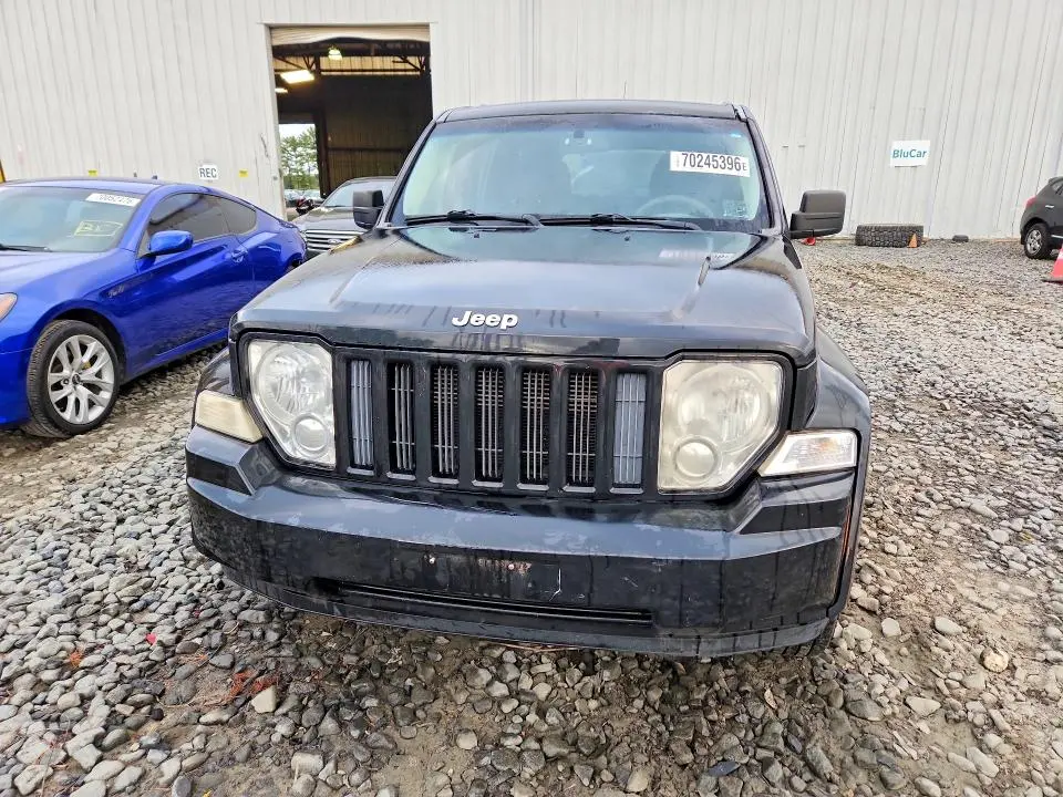 2011 JEEP LIBERTY SPORT  