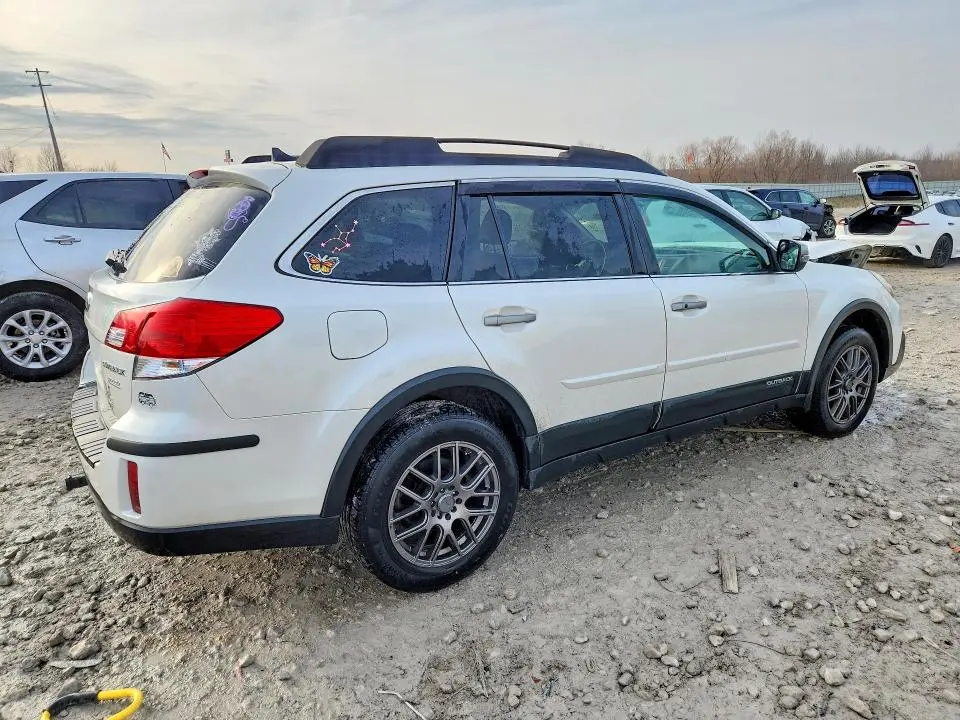 2013 SUBARU OUTBACK 2.5I LIMITED  