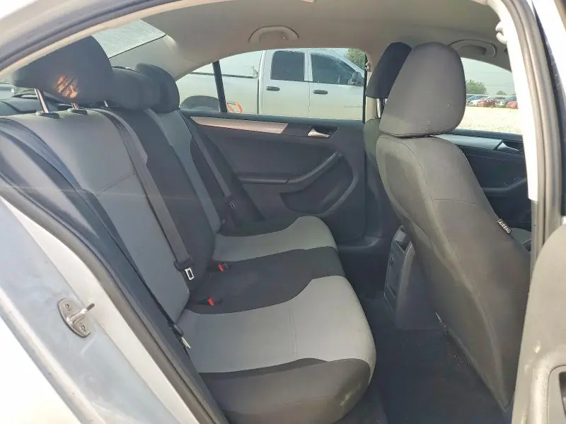 2017 VOLKSWAGEN JETTA   