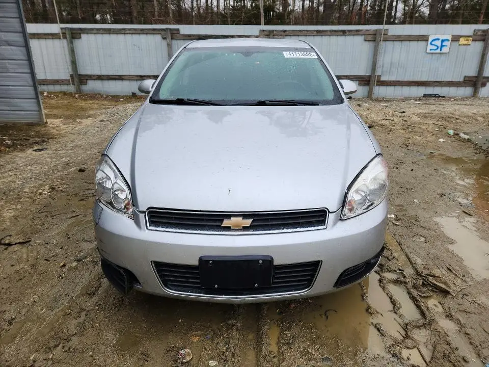 2011 CHEVROLET IMPALA LT  