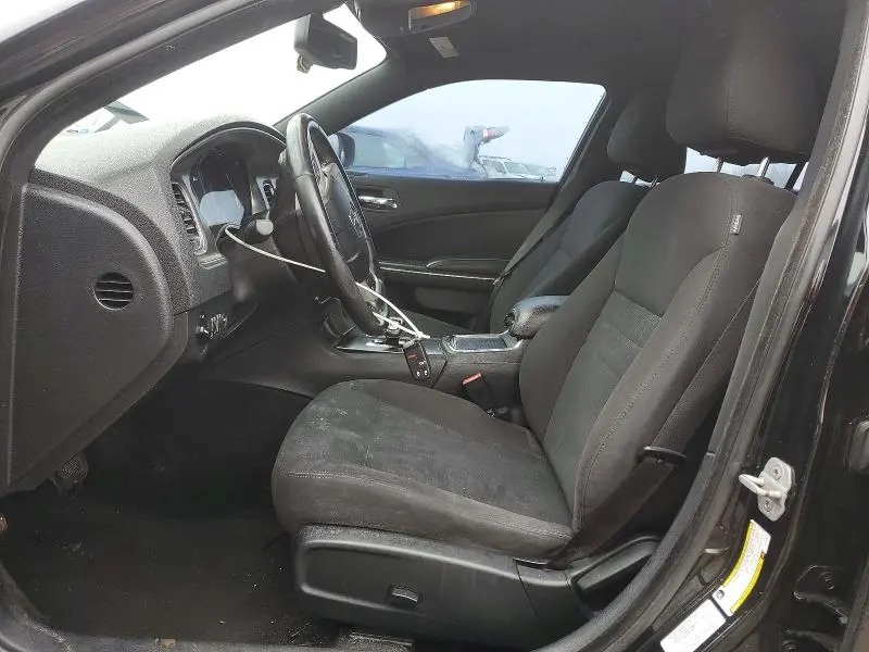 2012 DODGE CHARGER SE  