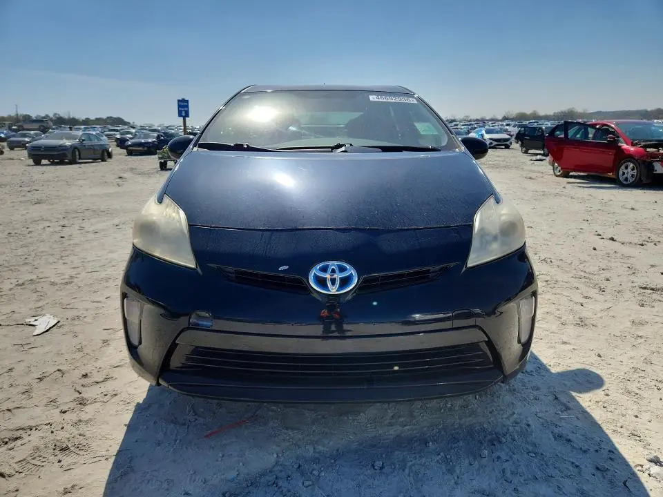 2013 TOYOTA PRIUS TWO  