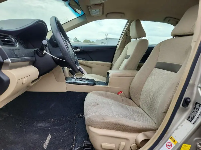 2014 TOYOTA CAMRY LE  