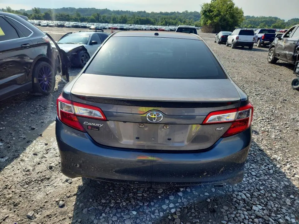 2014 TOYOTA CAMRY SE SPORT  