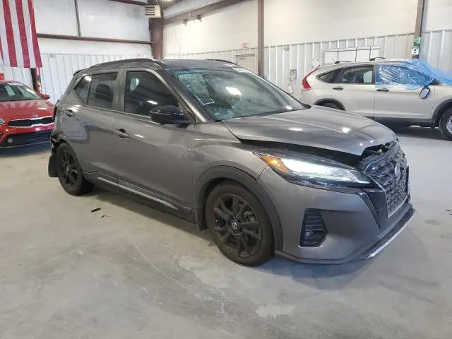 2021 NISSAN KICKS SR  