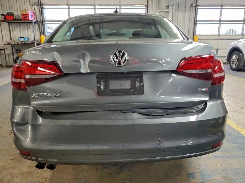 2017 VOLKSWAGEN JETTA SE  