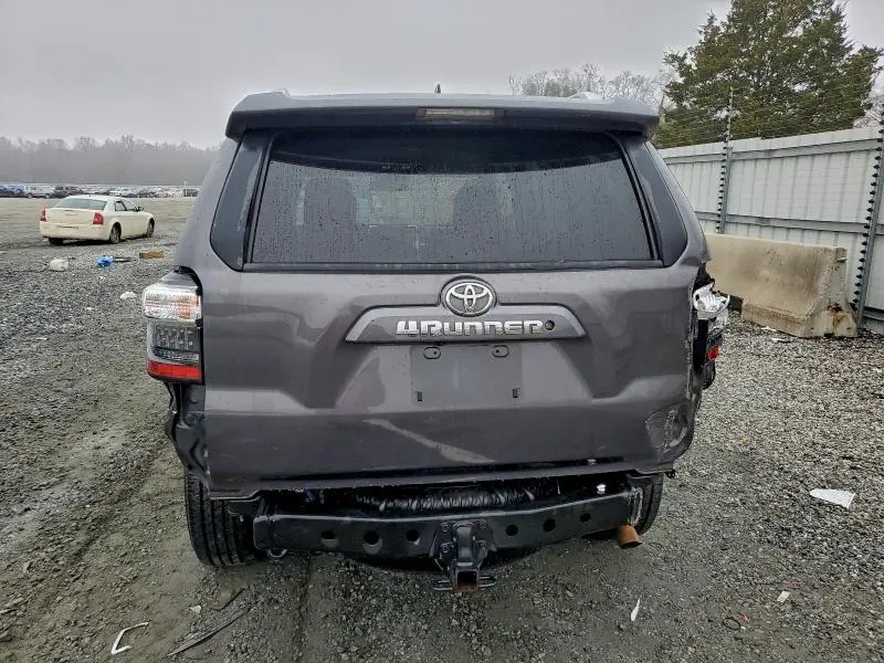 2016 TOYOTA 4RUNNER SR5  