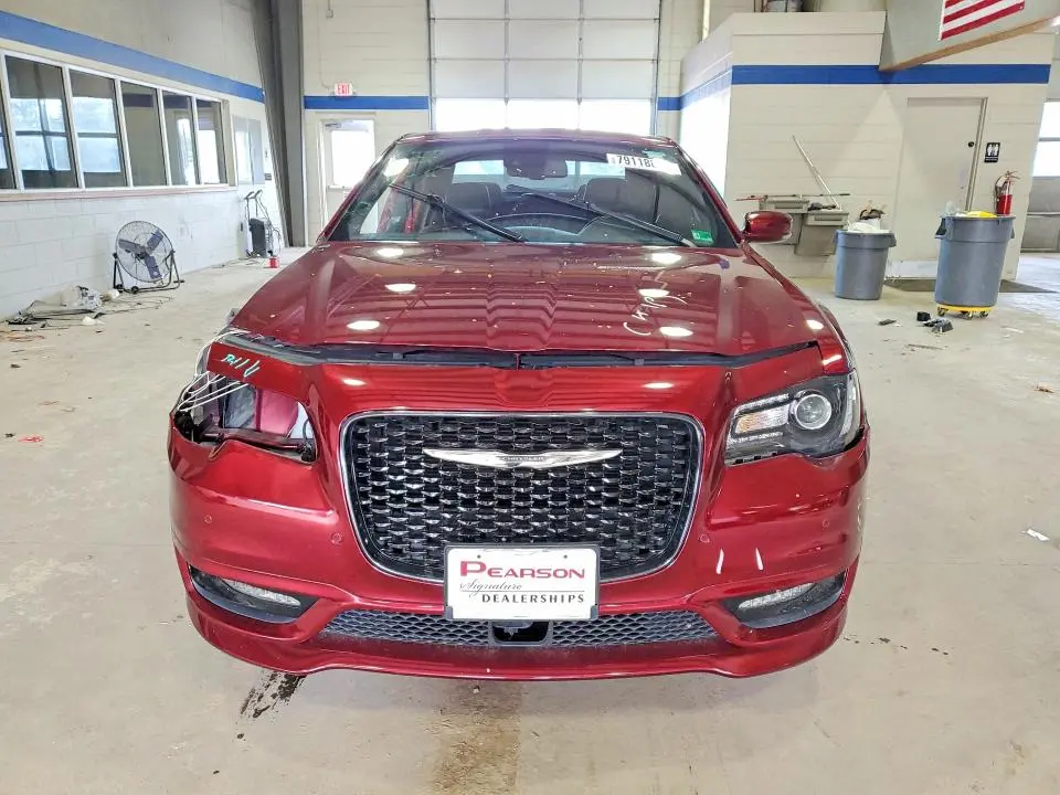 2019 CHRYSLER 300 S  